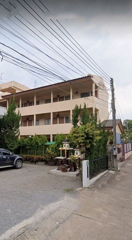 ขายด่วน 28 ล้าน 116 ตรว. หอพัก 4 ชั้น 30 ห้อง #โซนสุเทพ ทำเลดี ย่านนักศึกษา คนทำงาน #ใกล้วัดอุโมงค์ #ใกล้มช. #ใกล้สนามบินเนื้อที่ประมาณ 1 งาน 16 ตารางวาหอพัก 4 ชั้นห้องพัดลม 30 ห้องมีที่จอดรถใต้ดินมีกล้องวงจรปิด พร้อมอินเตอร์เน็ตค่าเช่าห้องละ 3,500 บาท/เดือนน้ำเหมาจ่ายเดือนละ 120 บาทไฟฟ้าหน่วยละ 9 บาทรายได้ทั้งหมด 30 ห้องค่าห้อง 3,500*29 =101,500อีก 1 ห้อง ให้แม่บ้านพักช่วงกลางวันค่ะค่าใช�