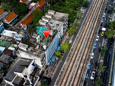 ทำเลการค้าติดแนวรถไฟฟ้าMRTบางขุนนนท์ !!! เหมาะทำออฟฟิศ คลังสินค้า และมีชั้นใต้ดิน ขายตึกแถว 4.5 ชั้น4 คูหา 70 ตรว. ติดถนน จรัญสนิทวงศ์ ทำเลดี ใกล้แยกปิ่นเกล้า ราคาพิเศษ!!.ขายตึกแถว 4.5 ชั้น 4 คูหา 70 ตรว. พร้อมชั้นใต้ดิน ติดถนน จรัญสนิทวงศ์ แนวรถไฟฟ้าMRTบางขุนนนท์ ทำเลดี ใกล้แยกปิ่นเกล้า.ที่ตั้ง : 631 ถ. จรัญสนิทวงศ์ แขวงบางขุนนนท์ เขตบางกอกน้อย กรุงเทพมหานคร 10700.- ตึกแถว 4.5 ชั้น 4 �