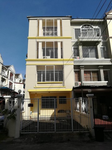 ให้เช่าทาวน์เฮ้าส์ 4ชั้น รีโนเวทใหม่ ซอยวชิรธรรมสาธิต สุขุมวิท101/1 ใกล้ BTS อุดมสุข , ปุณณวิถี เหมาะพักอาศัย ออฟฟิต ฯลฯพิ้นที่ 21 ตร.ว หน้ากว้าง 5 เมตร3 ห้องนอน 3ห้องน้ำครัวนอก  2x5ม.แอร์ 1 ตัวที่จอดรถ 2 คันค่าเช่า : 25,000 บาท/เดือนสัญญาเช่าขั้นต่ำ 1 ปี มัดจำ3เดือน ล่วงหน้า 1เดือน#รหัสทรัพย์ : RO632-2001สนใจสอบถามข้อมูลเพิ่มเติมโทร : 085-999-6229 (คุณฝ้าย)โทร : 085-919-9829 (คุณเก็ต)Line : @ispace.estes (มี@นำหน้า)บริษัท �