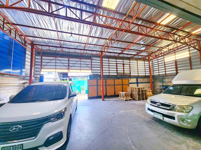 สาธุ12-20 นราธิวาส20-24 ถูกที่สุดในโลก ต่ำกว่า 90บาทต่อตรม.เซ็นทรัล พระราม3 600ม. 550 ตร.ม. 49,999 B-M. BRTถนนจันทน์ 1.1กม. ให้เช่าโรงงาน โกดัง  อาคารพาณิชย์ 4คูหา 2ชั้น 100 ตร.วา.  รร.นานาชาติแอสเตอร์ 1.2 กม. 3 นอน 2 น้ำ  แหล่งช้อปปิ้งCheapest in the world Less than 90baht-sqm. Sathu12-20 Narathiwat 20-24 Central Rama 3 600m. BRT ThanonChan 1.1km. Factory-warehouse for rent with land and buildings. 4Units 2-story commercial building 550sq.m. 135sq.wa. 49,999B-M. Aster Inter. Sch 1.2km. 3bed 2bath Soi SathuPradit14-20. นราธิวาส20-24  จันทร์41-45ด่วนสาธุประดิษฐ์ 12-20  รัชดาแขวงบางโคล่ เขตบ