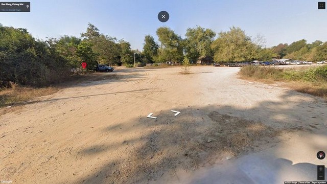 ขายที่ดิน 3-3-79ไร่ 7.5 ล้านบาท ฟรีโอน ใกล้ตลาดทุ่งเสี้ยว ต.บ้านกลาง อ.สันป่าตอง เชียงใหม่ที่ดินเปล่าถมแล้ว ลดเหลือราคา 7,500,000 บาท รวมค่าภาษี ค่าโอน ผู้ขายออกทั้งหมดพิกัด ติดด้านหลังโรงเรียนบ้านทุ่งเสี้ยว ต.บ้านกลาง อ.สันป่าตอง จ.เชียงใหม่รายละเอียด- เนื้อที่ 3-3-79 ไร่ (1,579 ตร.ว.)- เอกสารสิทธิ์ครุฑแดง 3 โฉนด- ผังเมืองสีชมพู- ที่ดินติดถนน2ด้าน - ทำเลดีหายากไม่วุ่นวายเดินทางสะ�