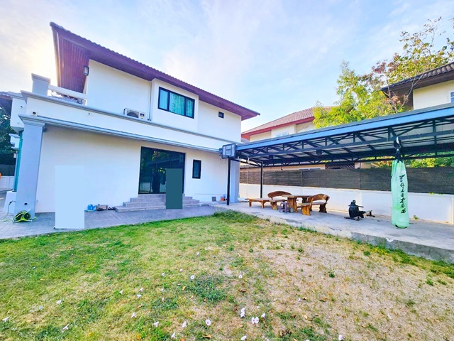 คฤหาสน์ใหญ่ที่สุดหมู่บ้านให้เช่า 5นอน ลด 50% จาก140,000 บาทเหลือ 74,999B-M ต้อนรับต่างชาติ โรงเรียนนานาชาติ RIS รามคำแหง164  เฟอร์ เครื่องใช้ไฟฟ้า 6น้ำ 150ตรว หรือขาย 16.49ล้าน เพอร์เฟคเพลส ตลาดมีนบุรี ตลาดนัดขวัญเรียม โลตัสสุขาภิบาล3 บิ๊กซี5bed for rent 50% off from 140,000THB to 74,999 THB-month. The largest mansion in the village. RIS International Sch. Ramkhamhaeng164 welcomes foreigners. Mansion for rent Fully Fur 6bath 150sqwa. selling for 16.49million Perfect Place Minburi Market Kwan Riam Market Lotus Sukhapiban3 Big รามคำแหง164-166 แขวงมีนบุรี เขตมีนบุรี กร