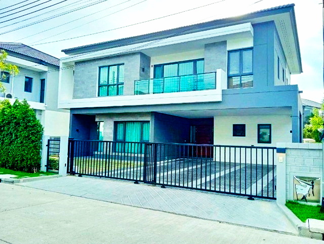 MEGAบางนา 700ม.ให้เช่าบ้านใหม่สุดหรู 2 ชั้น 95ตร.วา.330ตร.ม. รร.นานาชาติคอนคอร์เดียน 600 ม. หรูหรา พร้อมเฟอร์ฯ 6แอร์ 4-5นอน 5 น้ำ ร่มรื่น เงียบ สงบ ปลอดภัย 164,999 B-M. MRT ศรีลาซาล 4.4 กม.เดินทางง่าย ทางด่วนวงแหวน ถ.บางนา-ตราด  เดอะ ซิตี้ MEGA Bangna 700m. Brand new luxury 2-story house for rent 95sq.wa. 330sq.m. 4 bed 5 bath 6a/c Lush quiet peaceful and safe. 164,999B-M. shopping center.Easy access to expressway and Bangna-Trat Road. The Cityทางด่วนวงแหวน ทางคู่ขนาน ถ.บางนา-ตราด  ตำบลบางแก้ว อำเภอบางพลี สมุทราปราการ 95 ตร.วา