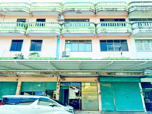 บางบอน1 ให้เช่าอาคารพาณิชย์ 3.5 ชั้น พร้อมแอร์ พื้นหินขัด 15,999 B-M. ตลาดกัลปพฤกษ์ 1.8กม. ย่านบางบอน 3 นอน 3 น้ำ  230 ตร.ม.17 ตร.วา.แหล่งชุมชน ช้อปปิ้ง หาของกินง่าย รร.คลองใหญ่ 800 ม.ถ.กัลปพฤกษ์ เอกชัย MRTบางแค 3กม. BangBon1 Kanlapaphruek Rd. Ekachai MRT BangKhae3km. 3.5-story commercial building for rent with air conditioning and polished stone floors 15,999 B-M. 1.8 km. from Kanlapaphruek Market Bang Bon area 3 bed 3 bath 230 sq.m. 17 sq.wa. Conveniently located in a community with easy access to shopping and food Khlong Yai School 800 m.  สามแยกบางบอน ถ.กัลปพฤกษ์ เอกชัย บางบอน แขวงคลองบางพรา�