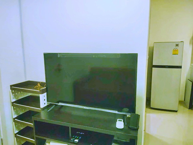 MRT บางกะปิ 200ม.แอสปาย ลาดพร้าว 113 MRTหัวหมาก 900ม. ให้เช่าคอนโด ชั้น7 พร้อมเฟอร์ฯ 1นอน 1น้ำ  ตลาดกลางแฮปปี้แลนด์ 400 ม.รร.นานาชาติสองภาษาลาดพร้าว 1.8 กม. 25 ตร.ม. 8,999 B-M.หาของกินง่าย ตลาดบางกะปิ 1.0 กม. เดินทางสะดวก ถ.ลาดพร้าว แยก-แฮปปี้แลนด์ MRT Bang Kapi 200m. Happy Land Central Market 400m. Aspire Ladprao 113 MRT HuaMak 900m. Condo for rent 7th floor fully furnished 1 bed 1 bath Ladprao Bilingual International School 1.8 km. 25 sq.m. 8,999 B-M. Easy access to food Bang Kapi Market 1.0 km. Convenient transportation on Ladprao Road near Happy Land intersection. แยก-แฮปปี้แลนด์ ถ.ลาดพร้าว เส