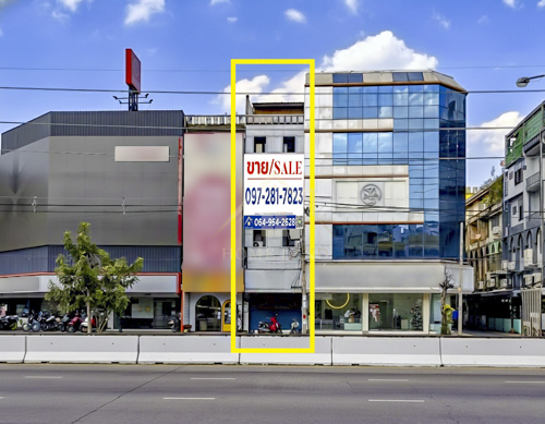 BHL1170อาคารพาณิชย์ 4.5 ชั้น ติดถนน งามวงศ์วาน 27 - 29 ทำเลดีที่ตั้ง : 353 ซอย งามวงศ์วาน 27-29  ตำบลบางเขน อำเภอเมืองนนทบุรี จังหวัดนนทบุรีรายละเอียด- เนื้อที่ 13 ตร.ว. พื้นที่ใช้สอย 184 ตร.ม - 4 ห้องนอน 2 ห้องน้ำ 1 ห้องครัว- ชั้นที่1  1 ห้องโถง 1 ห้องน้ำ 1 ครัว- ชั้นลอย 1 ห้องอเนกประสงค์ - ชั้นที่2  1 ห้องอเนกประสงค์ 1 ห้องน้ำ- ชั้นที่3  2 นอน- ชั้นที่4  1 นอน 1 ห้องอเนกประสงค์ - ชั้นที่4.5 1 นอน ระเบียงดาดฟ้า-