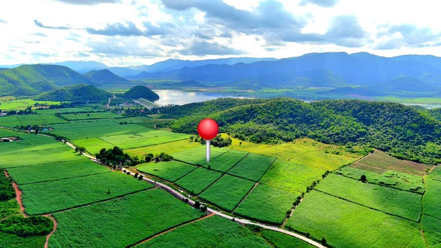 สนใจติดต่อ  คุณ เจน พณิชญา  093-954-6563ขายที่ดินหนองปรือ กาญจนบุรี 99 ไร่ อยู่ใกล้อ่างเก็บน้ำห้วยกระพร้อย วิวเขาสวยเลยจ้า*** ขายไร่ละ 290,000 บาท  *** ( มีเนื้อที่ดิน 99-2-30 ไร่ ) ขายที่ดินกาญจนบุรี 99 ไร่ ติดถนนคอนกรีต เป็นที่ราบและเป็นเนิน วิวเขาสวย เหมาะทำเกษตร ทำฟาร์ม บรรยากาศดี ทำรีสอร์ท ทำแหล่งท่องเที่ยว  ที่ตั้งที่ดิน  : ตำบล หนองปรือ อำเภอ หนองปรือ กาญจนบุรี 71220ขายที่ดินเหมาะ�