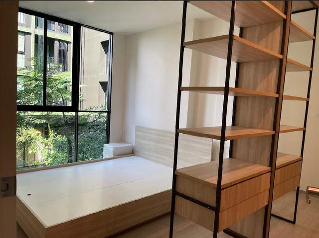 โครงการ : นิว ซี สแควร์ สวนหลวง สเตชั่น Nue Z-Square Suan Luang Stationที่ตั้ง : ซอยสุภาพงษ์ 3 แยก 5-2 ถนนศรีนครินทร์ แขวงหนองบอน เขตประเวศ กทม.================= - ให้เช่าเพียง 21,500 บาท / เดือน  - เงินประกันห้อง 2 เดือน ล่วงหน้า 1 เดือน ( สัญญาขั้นต่ำ 1 ปี )=================รายละเอียดห้อง : อาคาร x ชั้น3 53ตร.ม.  Onebed Plus 3 - ห้องนอน : 2 - ห้องน้ำ  : 1=================สนใจสอบถามเพิ่มเติมได้ที่ Tel : 094-265-6422 ( คุณเค้ก )Tel : 084-241-6465 ( คุณเป้ )Line : 0512pleสนใจดูรายละเอียด ห้�