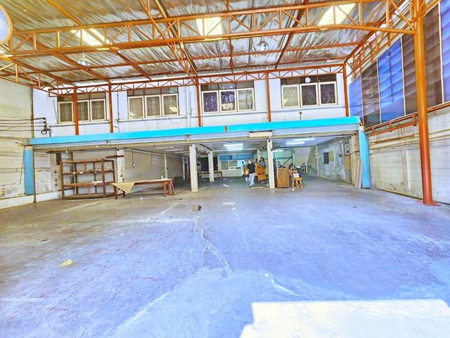 Terminal21 พระราม 3 700ม.สาธุประดิษฐ์ 12-20 ให้เช่าโรงงาน โกดัง และอาคารพาณิชย์ ทำเลนราธิวาส20-24 สาธุประดิษฐ์ จันทน์ 41-45 ค่าเช่า 49,998 บาทต่อเดือนค่าเช่าเฉลี่ยต่ำกว่า 90 บาทต่อตร.ม.Terminal21 Rama3 700m away. rental rate below 90bpsq.m. Factory warehouse and commercial building for rent. Narathiwat20-24 SathuPraditChan41-45 49,998baht per month.ใกล้เซ็นทรัล พระราม 3 เพียง 600 ม.พื้นที่ขนาดใหญ่ 551 ตร.ม. ค่าเช่าเฉลี่ยต่ำกว่า 90 บาทต่อตร.ม.ทำเลหายาก ราคาคุ้มค่า เหมาะทั้งโรงงาน คลังสินค้า ออฟฟิ