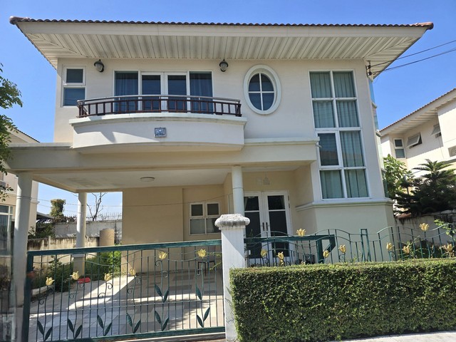 ให้เช่าบ้านเดี่ยว2ชั้น 60ตรว.ฮวงจุ้ยบ้านเลขที่ดีเฮง วงแหวนลำลูกกา คลอง5-4ห้องนอน 3ห้องน้ำ 1ห้องรับแขก   1ห้องครัว- แอร์จำนวน4ตัว (มีเฟอร์นิเจอร์ครบทุกห้อง)-จอดรถได้2คันหมู่บ้านศุภาลัยการ์เด้นวิลล์ถนนวงแหวน ลำลูกกา (คลอง5) จ. ปทุมธานี12150ใกล้ตลาดมารวยใกล้จุด ขึ้น-ลง วงแหวนกาญจนาภิเษก บางนา – บางปะอิน , โลตัส ลำลูกกา คลอง 5 -ใกล้โฮมโปร,บิ๊กซี ลำลูกกา คลอง 5,รถไฟฟ้า สถานีคล