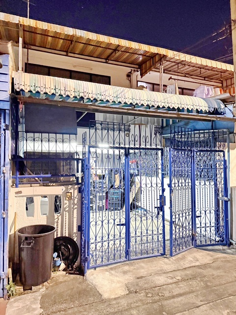 ให้เช่าทาวน์เฮ้าส์ 2ชั้น 16ตรว. 140 ตรม กำนันแม้น24-32 BTS วุฒากาศ 4กม 7,999B-M กัลปพฤกษ์ 2นอน 2น้ำ 1-2แอร์ Kanlapapuak24-32 BTS Wutthakat 4km. For Rent Townhouse2 Stories 16 Sq.wa 140 Sq.m 7,799B-M  2Bed 2Toliet 1-2Air  16ตรว. 140 ตรม 16 Sq.wa 140 Sq.m - 1 ห้องครัว 1 ห้องพระ 1 ห้องเก็บของ- 2 ห้องนอน 2 ห้องน้ำ- สามารถจอดรถในบ้านได้- แอร์ 1-2 ตัวในห้องนอนใหญ่สถานที่ใกล้เคียงBTS วุฒากาศ 4.8 กม.BTS ตลาดพลู 4.5 กม.MRT บางแค 5 กม.เดอะมอลล์ ไลฟ์สโตร์ ท่าพระ 4.6 กม.บิ๊กซี กัลปพฤกษ์ 2.4 กม.บิ๊กซี บางบอน 1.9 �