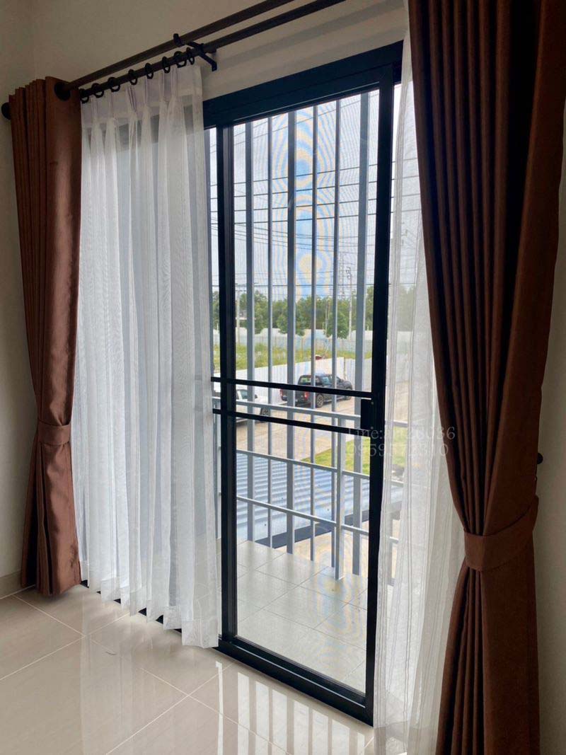 บริการติดตั้งเหมาเหล็กดัดมุ้งลวด ผ้าม่าน หลังคา รั้ว