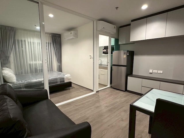 Regent Home Bangna Clean Private Convenient 14th Floor BTS Bangna