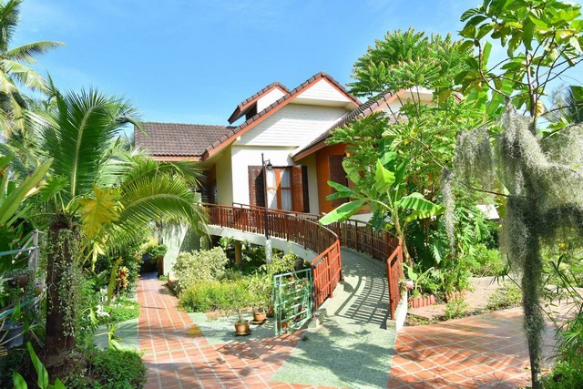 ขายบ้านพร้อมที่ดิน ติดคลอง ติดตลาดท่าคา อัมพวา วิวธรรมชาติ