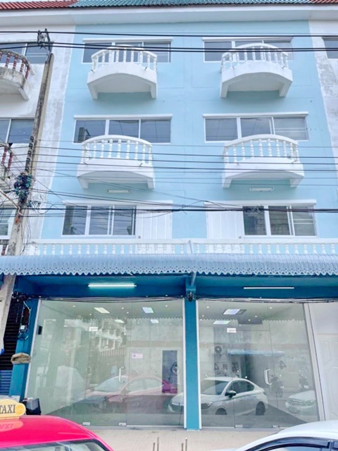 อาคารพาณิชย์ 2 คูหา 4 ชั้น6นอน 30ตร.ว. 450ตรม.เพียวเพลส รังสิต คลอง 2 1.4 กม.ฟิวเจอร์พาร์ค รังสิต 2.8 กม.   ใกล้เอสบี ดีไซน์สแควร์ รังสิต 