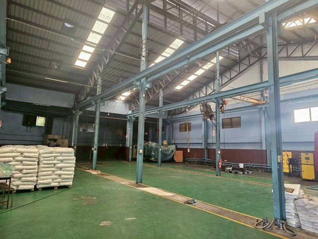 * ขายโรงงานพร้อมใบอนุญาตประกอบกิจการ (รง.4) – สุขสวัสดิ์ 70 แยก 15 ทำเลศักยภาพสูงพบกับโอกาสในการลงทุนที่คุ้มค่า! โรงงานพร้อมใช้งานและพร้อมดำเนินธุรกิจต่อได้ทันทีเนื้อที่ 478 ตารางวา (1-0-78 ไร่)   ตั้งอยู่บนทำเลคุณภาพ สุขสวัสดิ์ 70 แยก 15 เพียง 80 เมตรจากปากซอย เดินทางสะดวก ใกล้ถนนหลักและจุดขึ้นลงทางด่วน เหมาะสำหรับผู้ประกอบการที่ต้องการขยายธุรกิจหรือเริ่มต้นโรงงานใ�