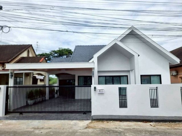 บ้านชั้นเดียวหลังใหญ่ ทำเลทอง โปร่ง โล่ง โซนแม่เหียะ           