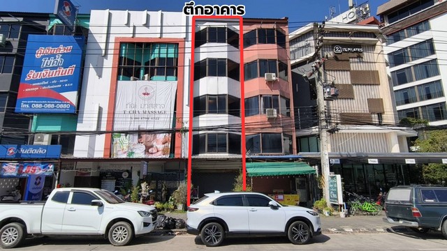 HOT SALE | ทำเลหายาก ถนนหลัก เดินตรงนิมมาน–เมญ่า 300 ม. Rare Asset สำหรับนักลงทุน — ราคานี้หาไม่ได้แล้วในโซนนี้โอกาสจริงสำหรับผู้ที่มองหาอสังหาริมทรัพย์ ทำเล Prime ใกล้นิมมาน ที่ใช้งานได้ทันทีและมีศักยภาพเพิ่มมูลค่าสูงทรัพย์บน ถนนหลักเส้นตรง เดินถึงทั้งนิมมานและเมญ่า ไม่ต้องเข้าซอย ไม่อ้อม ไม่เปลี่ยวรายละเอียดทรัพย์ อาคารพาณิชย์ 5 ชั้น พื้นที่ใช้สอยรวม 360 ตารางเมตร โซน