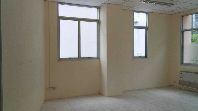 สำนักงาน อาคารโกลเด้นเพิร์ล  0 ตร.ว. 1 NGAN 0 RAI 27500 B. ไม่ไกลจาก - ดีลเด็ด! กรุงเทพ