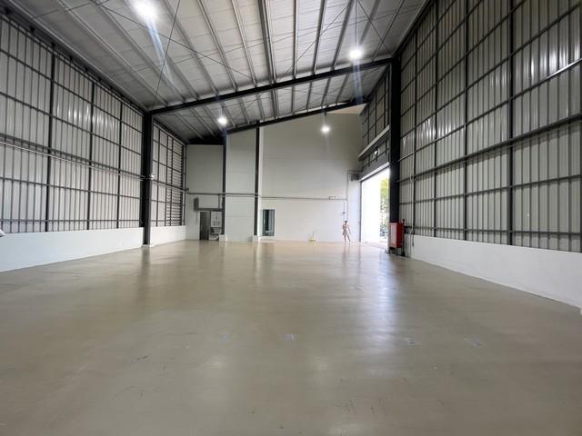 ให้เช่าโฮมออฟฟิศพร้อมโกดัง500ตร.ม.ย่านทาวน์อินทาวน์ลาดพร้าวรามคำแหงเลียบด่วนเขตวังทองหลาง