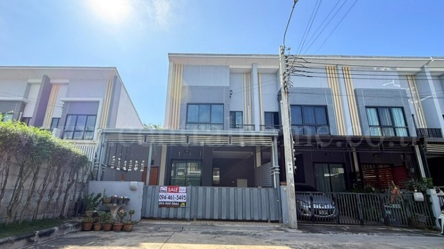 ทาวน์เฮ้าส์ เดอะ ธาม 1 อ่อนนุช - มอเตอร์เวย์ หลังมุม ใกล้ ARL สถานีลาดกระบัง 