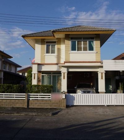 ให้เช่า 25,000/เดือน*เดอะพาทิโอ สันทราย หมู่บ้านเงียบสงบ พื้นที่กว้าง เพื่อนบ้านดีมาก เฟอร์นิเจอร์ใหม่ทุกชิ้น____บ้านเดี่ยว 2 ชั้น พื้นที่ใช้สอย 160 ตร.ม. ที่ดิน 56 ตร.ว.3 ห้องนอน + แอร์ + พร้อมเฟอร์นิเจอร์ห้องนอนใหม่ (6 ฟุต2 ห้อง, 5 ฟุต 1 ห้อง) 2 ห้องน้ำ + เครื่องทำน้ำอุ่น 1 ห้องรับแขก + แอร์ + ทีวี + โซฟา 1 ห้องครัวใหญ่ + เตาแก้ส 2 หัวพร้อมฮู้ดดูดควัน + ไมโครเวฟ + ตู้เย็น 1 ห้องอาหาร + โต๊ะทาน