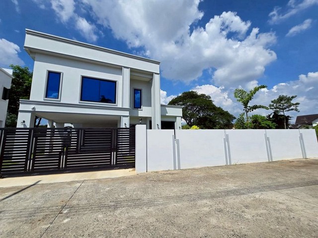 บ้านใหม่ 2ชั้น ทำเลดี เนื้อที่กว้าง ใกล้ริมปิงเมต้ามอลล์ สันทราย 