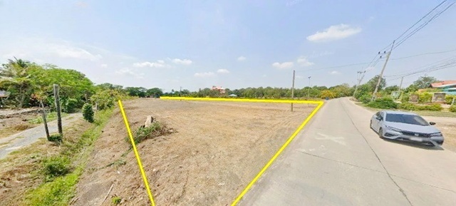 วัดบ่อเงิน 1.1 กม.  หน้าติดถนน ให้เช่าที่ดินริมคลองขนาดใหญ่ 5 ไร่ หลังติดคลอง ลำโพ บ่อเงิน ลาดหลุมแก้ว 