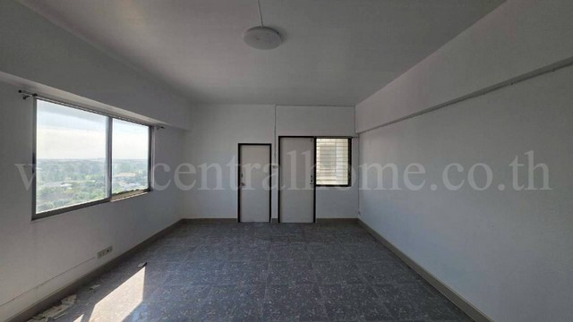 เอกธานี คอนโดทาวน์ บางพูน - รังสิต ใกล้ SRT สถานีรังสิต