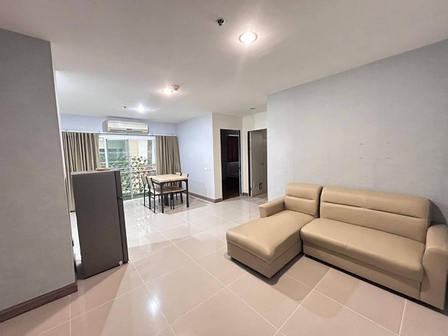 คอนโดให้เช่า เมโทรพาร์คสาทร ขนาด 2 นอน 57 ตรม. ใกล้ BTS วุฒากาศ พร้อมเฟอร์ฯ ครบ*** ราคาเช่า 13,000 บาทต่อเดือน (ประกัน 2 เดือน ล่วงหน้า 1 เดือน สัญญาขั้นต่ำ 1 ปี) ****** สนใจติดต่อ คุณต่อ 089-175-6462 ***รายละเอียด (C2-0506)- คอนโดอยู่เฟส 2/2  ชั้น 2   พื้นที่ใช้สอย 57 ตร.ม. ขนาด  2 ห้องนอน, 1 ห้องน้ำ - พร้อมเฟอร์นิเจอร์ พร้อมเตียงนอน ตู้เสื้อผ้า ชั้นวางทีวี  โซฟา - เครื่องใช้ไฟฟ้า  เครื่องปรับอากาศ เครื่องทำน้�