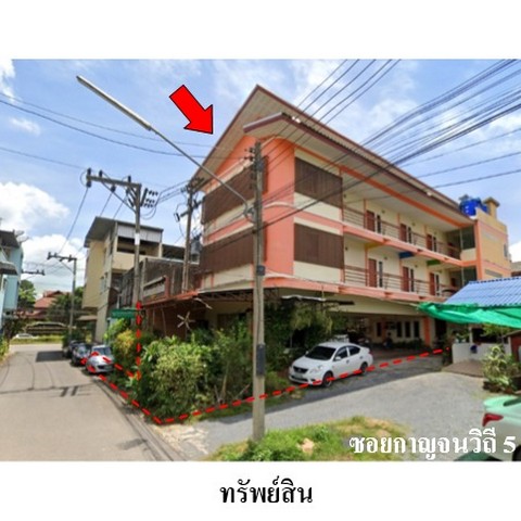   รหัสทรัพย์ (Code ID)  : PMS-BL0015  ราคา    7,112,000   บาท  ▸ เนื้อที่  88.2 ตร.ว.   ▸ 12 ห้องนอน 12 ห้องน้ำ    ▸ 3 ที่จอดรถ   บ้านหันไปทางทิศ ตะวันตก   พิกัดทรัพย์ : https://maps.app.goo.gl/ScUTZeEHK5PLEmLy6  สถานที่ใกล้เคียง   ▸ใกล้ดูโฮม สาขาสุราษฎร์ธานี  ▸ใกล้สหไทยการ์เด้น พลาซ่า สุราษฎร์ธานี  ▸ใกล้โรงเรียนเทพมิตรศึกษา, สำนักงานขนส่งจังหวัดสุราษฎร์ธานี    ▸ใกล้สำนักจัดการทรัพยากรป่าไม้ที่ 11 (สุราษฎร์ธานี)   สอบถามเพิ่มเติม / �