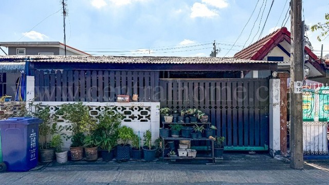 ทาวน์เฮ้าส์ ชั้นเดียว พงษ์เพชร เคหะ แจ้งวัฒนะ 14 ราคาถูก ขายตามสภาพ