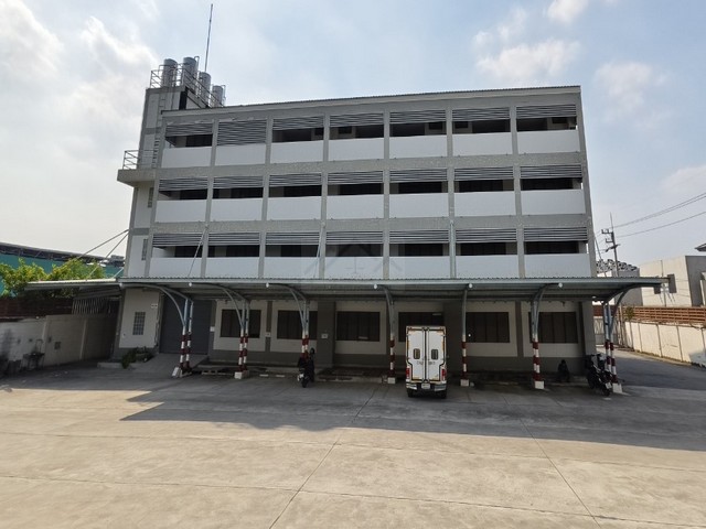 ให้เช่าออฟฟิศ พร้อมอาคารโกดัง 2,016 ตรม. 4 ชั้น รวม 2,016 ตรม. ย่านลาดกระบัง ใกล้สนามบินสุวรรณภูมิ