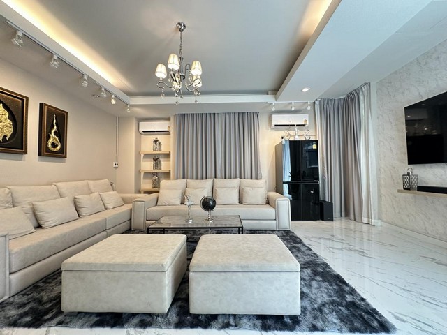 P1850 ให้เช่าบ้านเดี่ยว ย่านรามอินทรา จตุโชติ พร้อมสระว่ายน้ำส่วนตัว เหมาะอยู่อาศัย