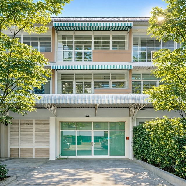 ช่างอากาศอุทิศ1-7  ให้เช่าอาคารพาณิชย์ 3 ชั้น  ถูกที่สุด MRTดอนเมือง 800ม. 19 ตร.วา. 220 ตร.ม.สนามบินดอนเมือง 1.4 กม.