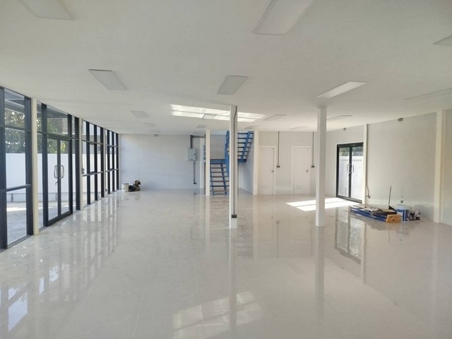 P1867 ให้เช่า ขาย โฮมออฟฟิศ ที่ดิน 100 ตร.วา ซอยปุณณวิถี  ถนนสุขุมวิท 101 ใหม่พึงสร้างเสร็จ ยังไม่ผ่านการใช้งาน พร้อมเข้าอยู่ 