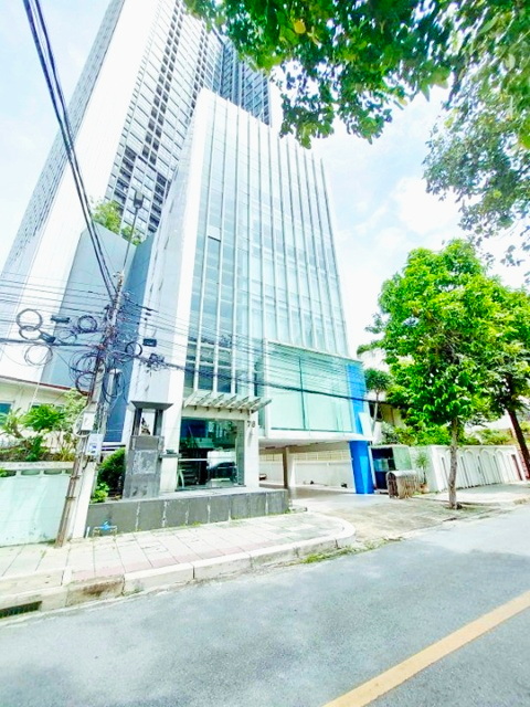 BTSเซนต์หลุยส์ 800ม. Stand Alone คิงเพาเวอร์ มหานคร 850ม. ทำเลนราธิวาส ใจกลางสาทร อาคารพาณิชย์ 7 ชั้น 1,285 ตร.ม. 