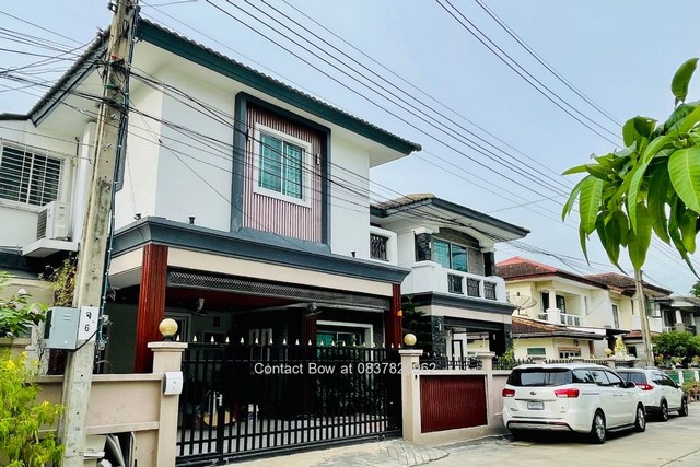 CC1456ให้เช่าบ้านเดี่ยว2ชั้น ย่านลาดพร้าว 71  เซ็นทรัล อีสต์วิลล์  บิ๊กซี ลาดพร้าว##  ให้เช่า ##Please directly contact : K.โบว์  083-782-4962บ้านเดี่ยว2 ชั้นขนาด 76 ตารางวา4 ห้องนอน  3 ห้องน้ำ 5 จอดรถ (2 ในบ้าน 3 หน้าบ้าน)1 ห้องครัว  1 ห้องรับแขก1 ห้องกินข้าว   3 ห้องเก็บของ1 ห้องฟิตเนท  1 ห้องแม่บ้าน เครื่องปรับอากาศสามารถเดินไปเซ็นทรัล อีสต์วิลล์  ได้เลยค่ะสถานที่ใกล้เคียง:  ยูเนี่ยนมอลล์, เซ็นทรัล ลาดพร้า