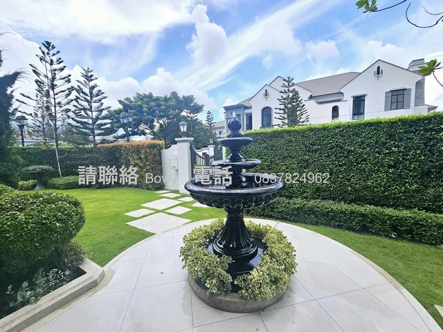 CC1453ให้เช่า บ้านเดี่ยวหรู2ชั้น Nantawan พระราม9 กรุงเทพกรีฑาตัดใหม่โครงการใหม่Land & HousesNear Wellington International School ใกล้รถไฟฟ้าสายสีเหลือง สถานีศรีกรีฑา เพียง 6 กม##  ให้เช่า ##Please directly contact : K.โบว์  083-782-4962ให้เช่า บ้านเดี่ยวนันทวันพระรามเก้า-กรุงเทพกรีฑาตัดใหม่ Nantawan Rama 9-New Krungthepkreetha ใกล้จุดขึ้นลงทางด่วนศรีรัชฯ ใกล้วงแหวนกาญจนาภิเษกด้านหน้าหันทิศเหนือ แปลงมุม ติดคลับเฮ้าส์ ขนาด 141 ตารางวาพื้นที่ใช้�