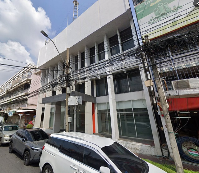 ป้อมปราบศัตรูพ่าย ให้เช่าอาคารพาณิชย์ 3 ชั้น 4 คูหา BTS ราชเทวี 2.5 กม. สนามมวยราชดำเนิน ติดถนน 1200 ตร.ม. 100 ตร.วา.ทำเลดี สารพัดช่างพระนคร 1.2 กม. 3 นอน  เหมาะสำหรับทำธุรกิจ หรือสำนักงาน 4 น้ำ 199,999 B-M  ตลาดโบ๊เบ๊ 1.1 กม.แหล่งช้อปปิ้ง ท่องเที่ยว ถนนข้าวสาร 1.5 กม. เดินทางสะดวก ถ. นครสวรรค์PomPrapSattruPhai BTS Ratchathewi 2.5km. Rajadamnern Boxing Stadium  3-story 4-unit commercial building for rent roadside 1200 sq.m. 100 sq.wa. Prime location Saraphat Chang Phra Nakhon 1.2 km. away 3 bed suitable for business or office use 4 bath 199,999 B-M Bo Bae Market 1.1 km 