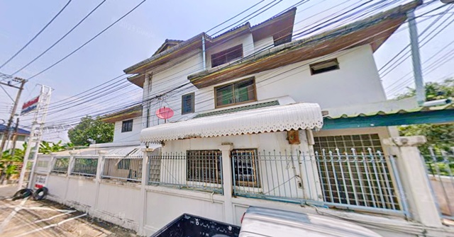 MRT สุทธิสาร 700ม.ห้วยขวาง รัชดา18 5นอน ให้เช่าบ้านเดี่ยว 3 ชั้น 39,998 B-M100ตร.วา. 450 ตร.ม.ซอย 20 มิถุนา ทำเลศักยภาพย่านสุทธิสารรร.นานาชาติ KIS 2.3 กม.เหมาะอยู่อาศัย และโฮมออฟฟิศ 4 น้ำ ใกล้ตลาดห้วยขวาง 1.9 กม.เชื่อมต่อรัชดาภิเษก แหล่งธุรกิจ รองรับการใช้งานระยะยาวอย่างมีคุณภาพ พื้นที่ใช้สอยขนาดใหญ่ เป็นส่วนตัว จดทะเบียนบริษัทได้ เดินทางสะดวก HuaiKhwang area. 5bed Ratchada18 MRT Sutthisan 700m. 39,998 B-M. 3-story detached house for rent 100sq.wa. 450 s