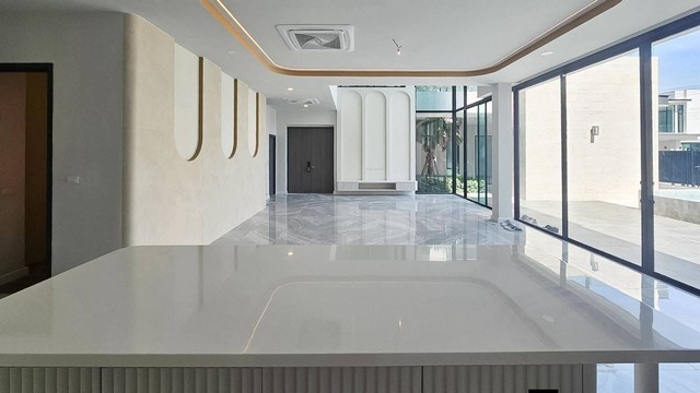 ขายบ้านเดี่ยว โครงการ THE MASTER เดอะ มาสเตอร์ เอกมัย-รามอินทรา บ้านเดี่ยว พร้อมสระว่ายน้ำ ซอยรามอินทรา 39 ใกล้รถไฟฟ้ารามอินทรา ก.ม.4 รหัส PP383***บ้านใหม่มือ 1 ***ราคาเริ่มต้น 50,900,000 – 70,000,000 บาท***มีให้เลือกหลายขนาด 149 – 254 ตารางวาติดต่อ คุณช่อผกา 0616198565 LINE 0616198565หากไม่รับสาย รบกวนขอความกรุณาลูกค้า @line ทิ้งรูปและข้อมูลไว้นะคะhttps://line.me/ti/p/zu0mm-ozFX-บ้านเดี่ยว 2 ชั้น โครงการ The Master Ekkamai-Ramintra-ขนาดที่ดินเริ่มต้