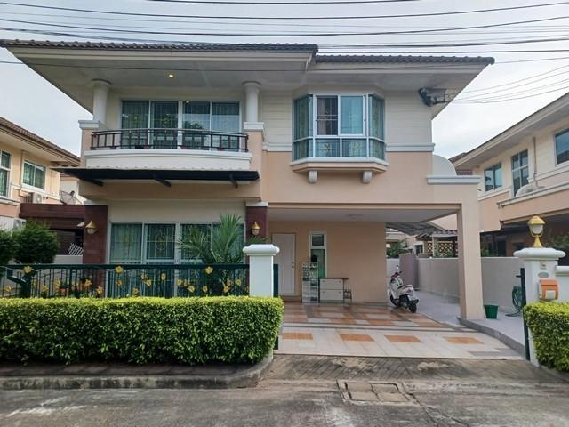 ให้เช่าบ้านเดี่ยว 2 ชั้น หมู่บ้านศุภาลัยวิลล์ ซอยแบริ่ง 58 ย่านศรีด่าน 3 หน้าหมู่บ้านมีร้านสะดวกซื้อ ใกล้รถไฟฟ้าศรีแบริ่งสนใจติดต่อ คุณเม 084-5928945 คุณก้อง 095-478-7456 Line id : kong.plให้เช่าบ้านเดี่ยว 2 ชั้น เนื้อที่ 50 ตารางวา พื้นที่ใช้สอย 175 ตารางเมตร 3 ห้องนอน 2 ห้องน้ำ 1 ห้องครัว 1ครัวไทยหลังบ้าน จอดรถได้ 3 คันเฟอร์นิเจอร์และเครื่องใช้ไฟฟ้า : เครื่องปรับอากาศ 4 เครื่อง , เครื่องซักผ้�