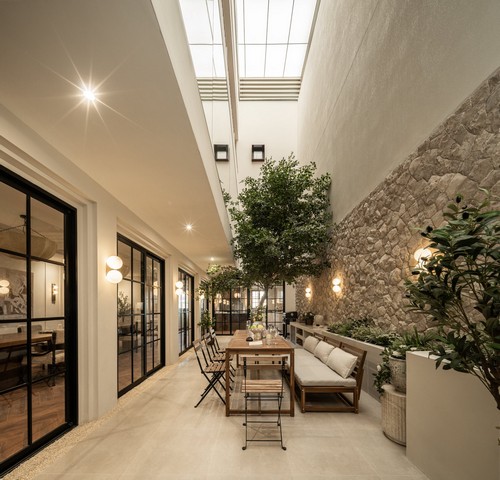 PP456 ขายโฮมออฟฟิศหรู 5 ชั้น ซอยสุขุมวิท 101 พร้อมลิฟต์ ทำเลศักยภาพสุขุมวิท – บางนา ตกแต่งสวยหรู Lifestyle คนรุ่นใหม่ พร้อมเข้าอยู่ ราคาขาย 47,900,000 บาทติดต่อ คุณช่อผกา 0616198565 LINE 0616198565หากไม่รับสาย รบกวนขอความกรุณาลูกค้า @line ทิ้งรูปและข้อมูลไว้นะคะhttps://line.me/ti/p/zu0mm-ozFX-ขายโฮมออฟฟิศหรู 5 ชั้น ซอยสุขุมวิท 101 ปากซอยมีรถไฟฟ้าสถานีปุณณวิถี-ที่ดินขนาด 71 ตารางวา-ขนาดพื้นที่ใช้สอย 1,070 ตารางเมตร-6 ห้อง�