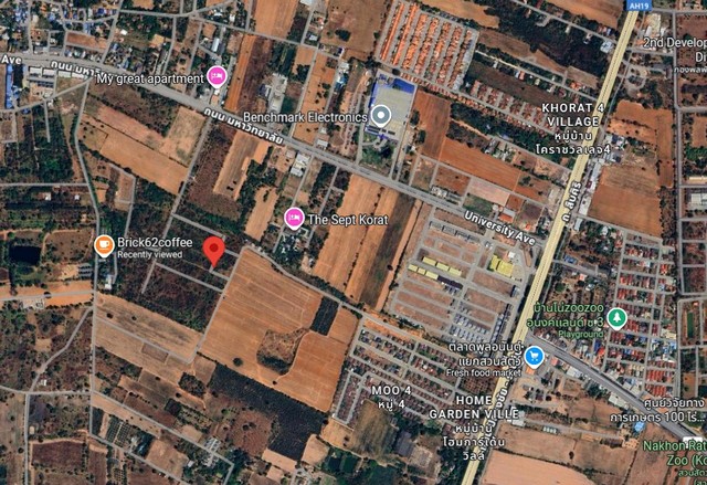 ขายที่ดินแปลงสวย ราคาดี ใกล้ตัวเมืองโคราช ทำเลดี เดินทางสะดวกที่ดินโฉนดเลขที่ 114232ตำบลไชยมงคล อำเภอเมือง จังหวัดนครราชสีมา ขนาดที่ดิน: 67 ตารางวา ราคาขายเพียง 268,000 บาทเท่านั้นจุดเด่นที่ดินแปลงนี้เหมาะสำหรับสร้างบ้านพักอาศัย หรือซื้อเก็บไว้ลงทุนในอนาคตใกล้ The 117 Condominiums, Brick & Coffee, และถนนหลักเข้าเมืองโคราช  อยู่ในโซนพัฒนา ใกล้แหล่งชุมชนถนนเข้าออกสะดวก ใกล้ถนนใหญ�