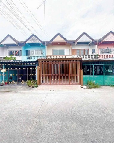 ????????ข า ย บ้ า น ????????????ทาวน์โฮมสองชั้น????บ้านรีโนเวทใหม่ทั้งหลัง พร้อมอยู่????ที่อยู่ : ซอยหน้าวัดตาลล้อม ต.แสนสุข อ.เมืองชลบุรี จ.ชลบุรี✅เนื้อที่ : 25 ตรว✅พื้นที่ใช้สอย : 2 ห้องนอน 2 ห้องน้ำ 2 ห้องครัว????ราคา 1.xx⚡ฟรีโอน‼️‼️ติดต่อสอบถาม / นัดชมพื้นที่☎️ 081-459-0982 (ลฎา)☎️ 098-995-5449☎️ 085-422-6346 (แอดมิน)???? Line ID: ladapa23#ขายที่ดินผังม่วงชลบุรี #ที่ดินพานทอง #ขายที่ดินติดอมตะ #ที่ดินสร้างโรงงาน #ผังม่วงเข้�