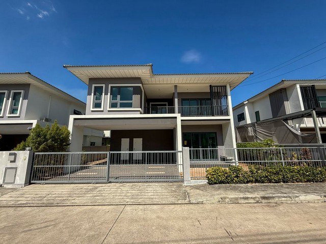 TEL:088-559 5199 คุณเอLine:https://line.me/ti/p/C0eGe0whLXขายบ้านเดี่ยว โครงการศุภาลัย ไพร์ด ศรีราชา พิกัด : หนองขาม ศรีราชาราคาขาย 6,000,000 บาทค่าธรรมเนียมโอน ตามตกลงเนื้อที่ขนาด 64.6 ตารางวา4 ห้องนอน 4 ห้องน้ำ 1 ห้องครัว1 ห้องโถง2 ที่จอดรถสถานที่ใกล้เคียง- เซ็นทรัล ศรีราชา- โรบินสันศรีราชา- เจปาร์คศรีราชา- ตึกคอมศรีราชา- โรงเรียนอัสสัมชัญศรีราชา - โรงเรียนดาราสมุทร- โรงเรียนเซนต์ปอลคอนแวนต์- มหาวิทยา