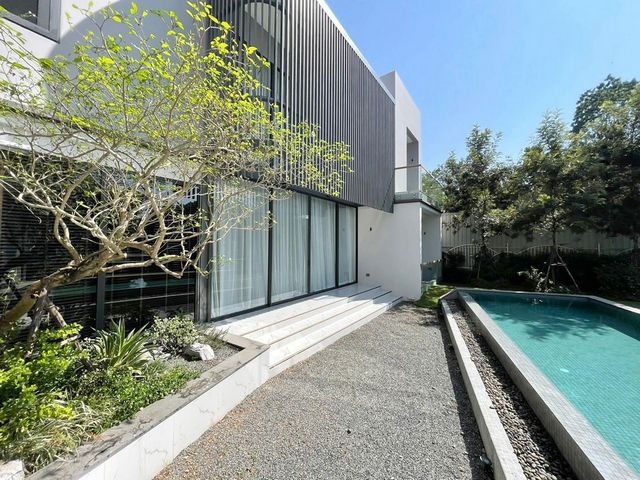 บ้านพูลวิลล่า 24.9 ล้าน 146.5 ตรว. #โซนดอยสะเก็ด #บ้านสร้างใหม่ 2 ชั้น ตกแต่งสวย #สไตล์โมเดิร์น หน้าบ้านกว้างขวาง บรรยากาศเงียบสงบ