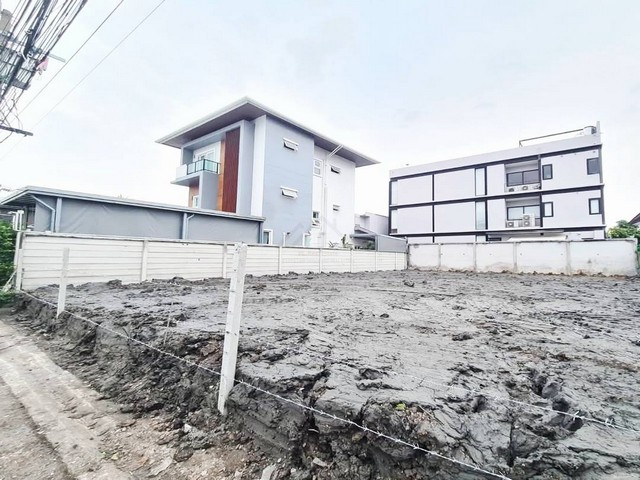 ขายที่ดินเปล่าถมแล้ว 94 ตรว. ลาดพร้าว 80 แปลงสวย ใจกลางเมือง ใกล้รถไฟฟ้า ใกล้เลียบด่วน 