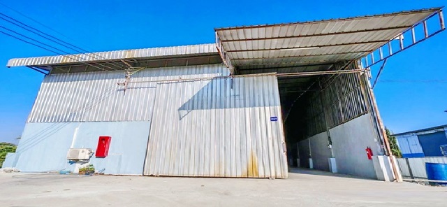 ทำเลอุตสาหกรรมศักยภาพสูง เมืองสมุทรสาคร ถูกที่สุดในโลก ตรม.ละ 85บาท โกดังให้เช่า Stand Alone ขนาดใหญ่ 450 ตารางเมตร ติดตลาดนัดวาสนาบางน้ำจืด  ค่าเช่า 38,999 บาท-เดือน เหมาะทำโรงงาน รง.2 รง.4 พื้นที่กว้าง รถใหญ่เข้าออกสะดวก World’s Lowest Warehouse Rental Only 85 Baht per Sqm Stand Alone Warehouse 450 Sqm Next to Wasana Bang Nam Chud Market Ideal Rent 38,999 baht/month for Factory License Ror Ngor2 and Ror Ngor4 Spacious Land Easy Truck Access Prime Industrial Location Samut Sakhon พื้นที่ดินรวม 200 ตารางวา พื้นที่ใช้สอย 450 ตารางเมตรถนน เอกชั